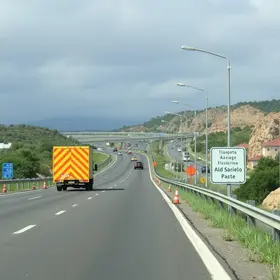 obras na Rodovia Castello Branco