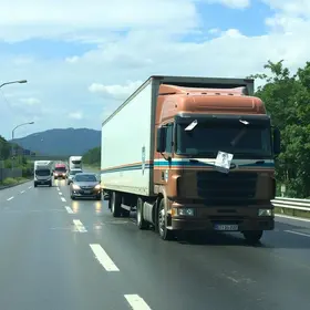 carreta tomba Itaquaquecetuba
