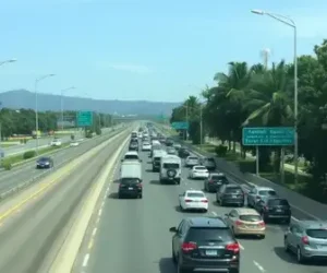 trânsito intenso na Rodovia dos Imigrantes